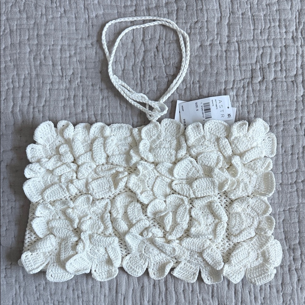 Astr the Label Primula white Crochet 3D floral top